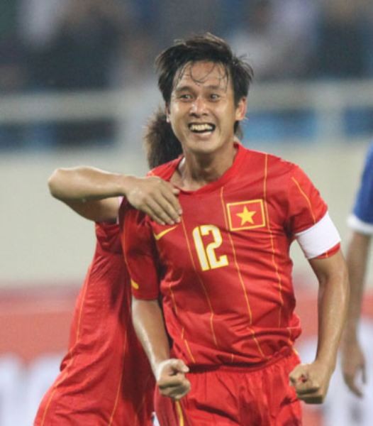 Sau khi AFF Cup 2010 không thành công, Minh Phương đã quyết định chia tay đội tuyển trong sự nuối tiếc của hàng triệu người hâm mộ.